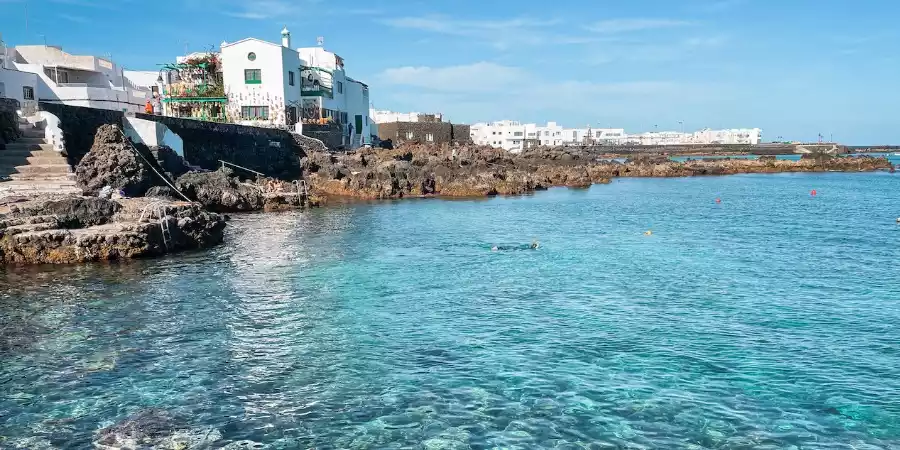 Pesca en el Muelle Punta Mujeres